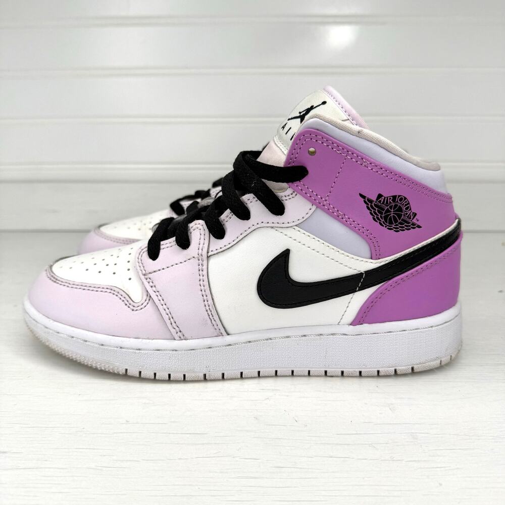 Nike Air Jordan 1 Mid Pink White Black Women's Size 8 (GS 6.5Y) DQ8423-501